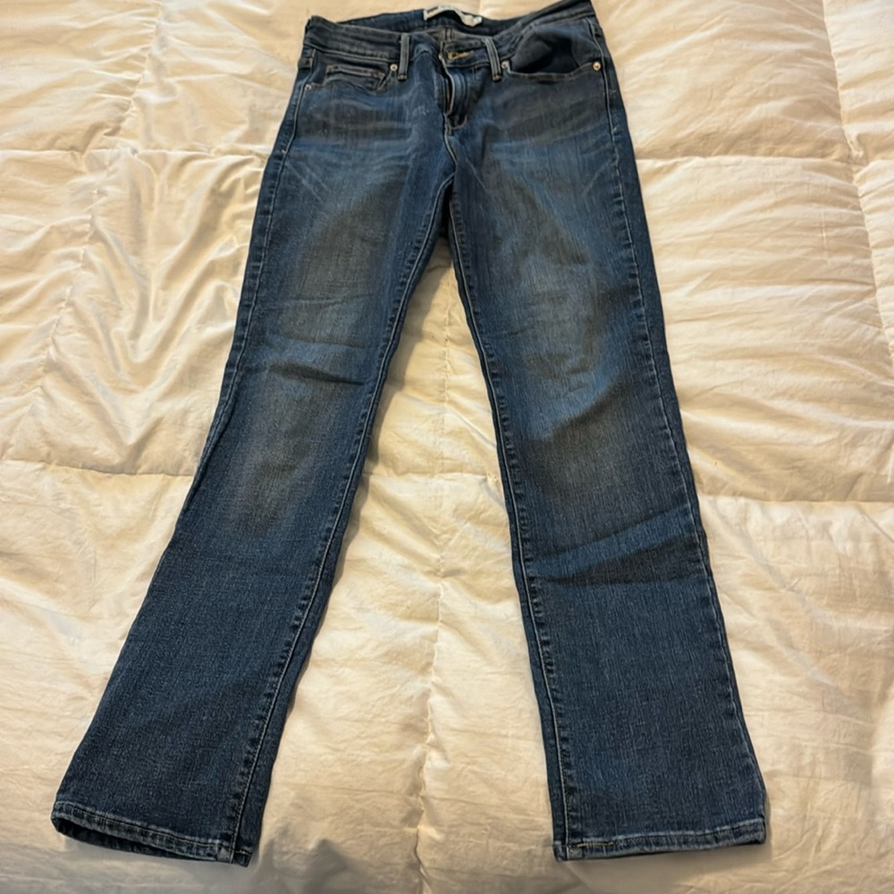 Levi mid rise skinny jeans-size 8